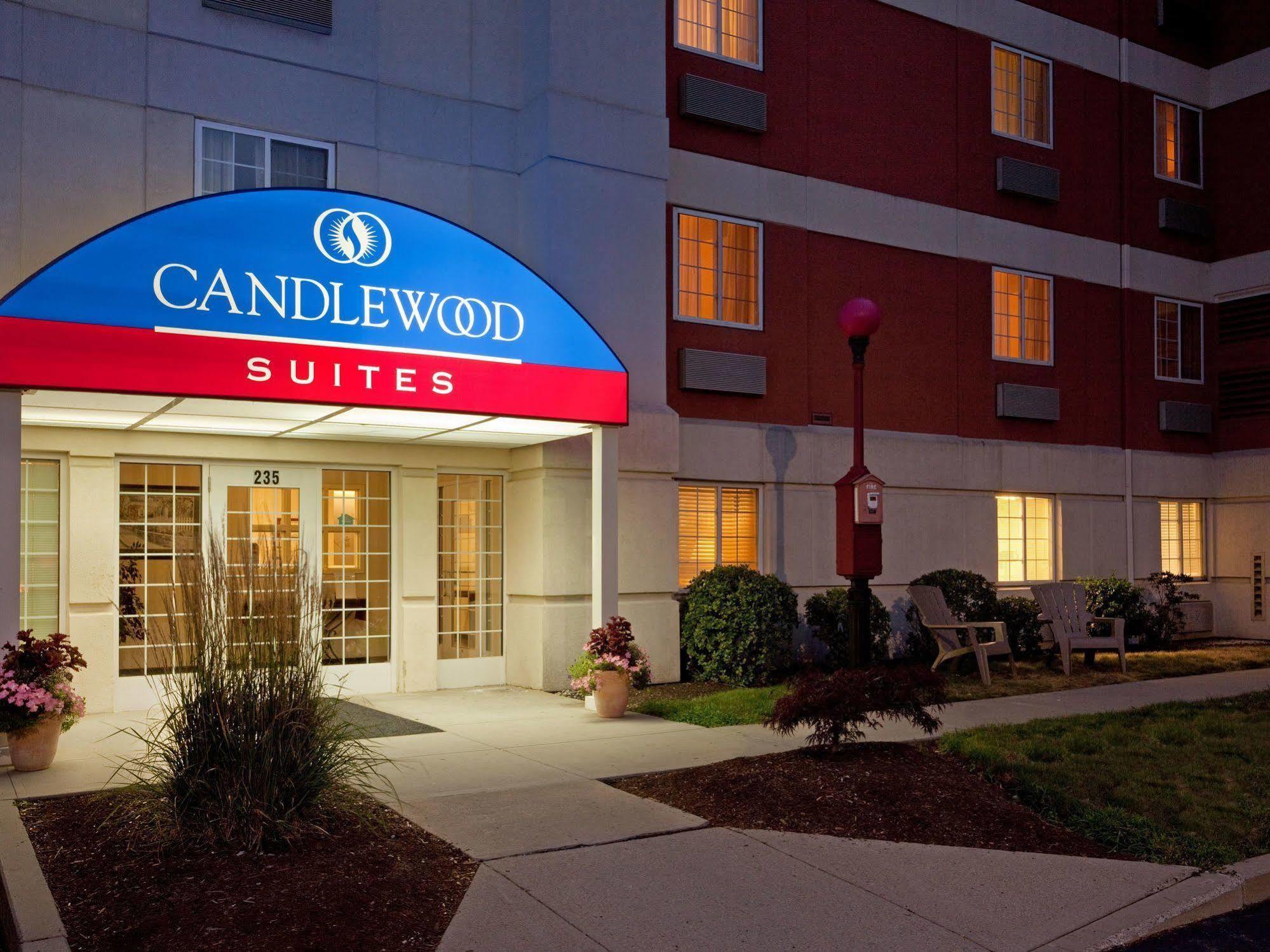 Sonesta Simply Suites Boston Braintree Exterior photo
